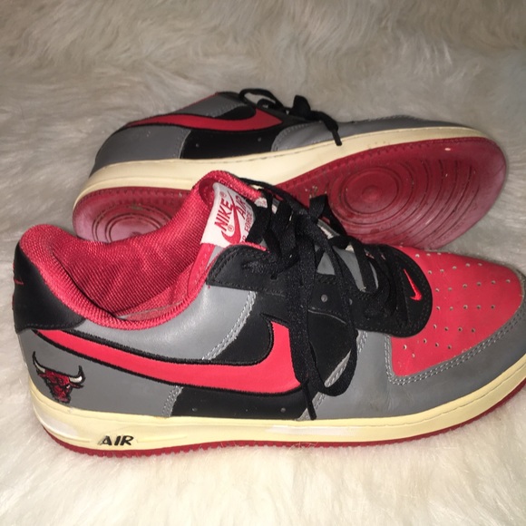 chicago bulls nike shoes